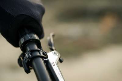 Comando manubrio Rock shox Twist lock ultimate 2p sinistro