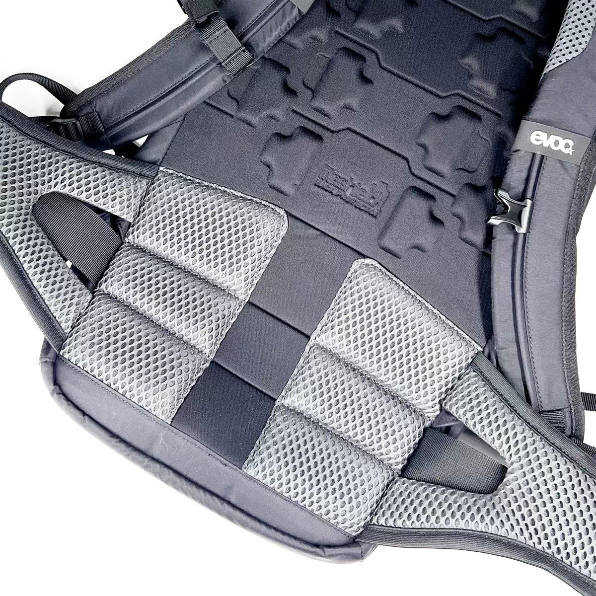 ZAINO EVOC   protettivo Trail Pro Blackline 10lt Nero