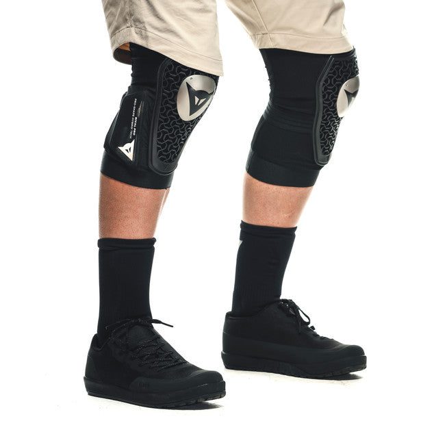 GINOCCHIERE DAINESE RIVAL PRO KNEE