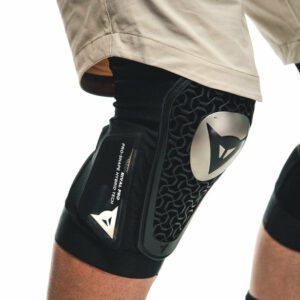 GINOCCHIERE DAINESE RIVAL PRO KNEE
