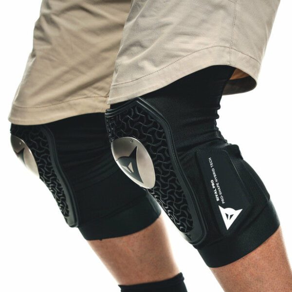 GINOCCHIERE DAINESE RIVAL PRO KNEE